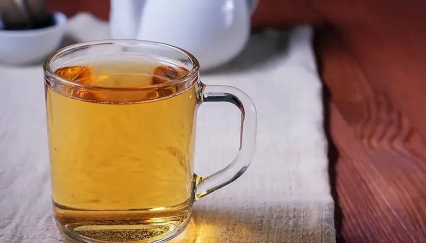 Skuteczne herbaty na ból brzucha - naturalne sposoby na złagodzenie dolegliwości
