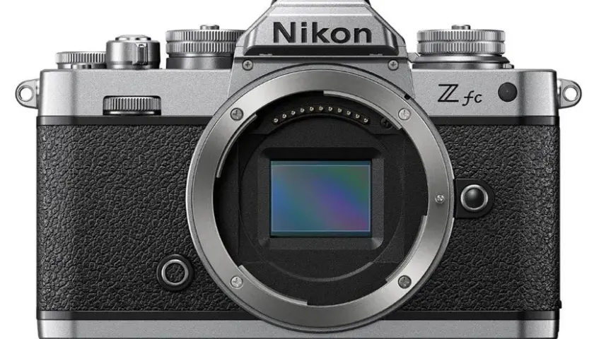Jak szybko i bez problemów zgrać zdjęcia z aparatu Nikon na komputer