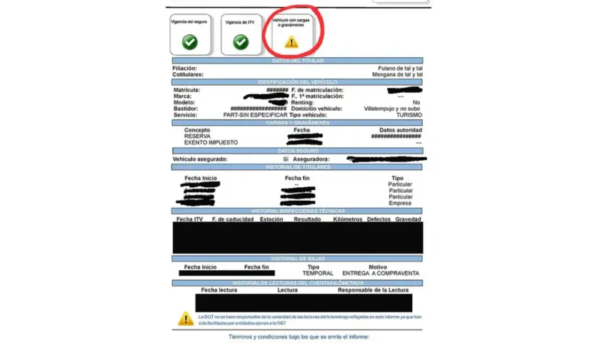 Informe DGT de moto con reserva de dominio. Muestra datos del vehículo, titular, seguro, ITV e historial.