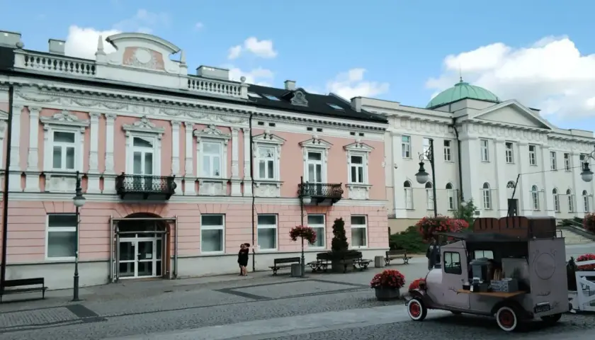 Co robić w Radomiu? Przewodnik po nieodkrytych atrakcjach!