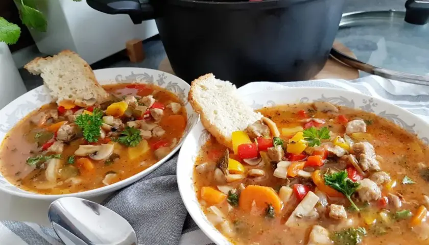 Jaka zupa na obiad? Od klasyki po szybkie kremy znajdź swój smak!