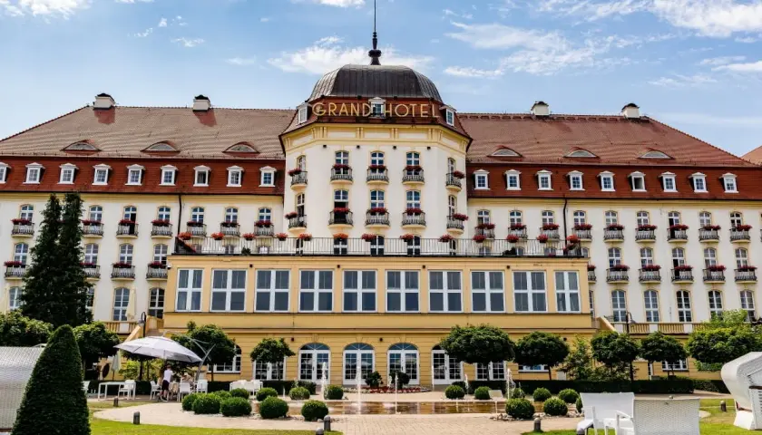 Hotel Marmur: Gdzie był i co dziś w miejscu kultowej budowli?