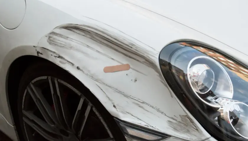 Plaster na porysowany zderzak plastikowy. Jak naprawić porysowany zderzak plastikowy? To pytanie zadaje sobie wielu kierowców.