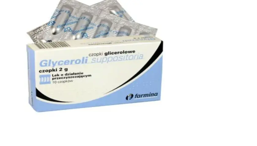 Opakowanie czopków glicerolowych, leku na zaparcia. 10 sztuk w blistrach.