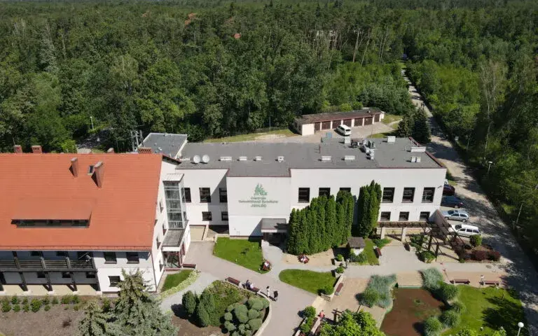 Co zabrać do sanatorium w Jedlcu, by uniknąć problemów i stresu?