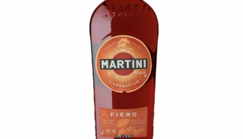 Butelka Martini Fiero, idealna do drinków jak Aperol Spritz.