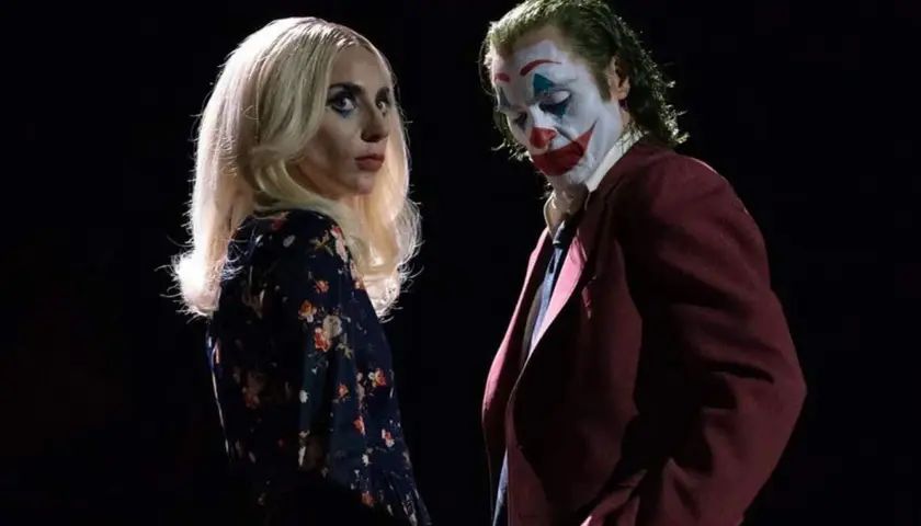 Lady Gaga som Harley Quinn och Joaquin Phoenix som Jokern i "Joker: Folie à Deux".