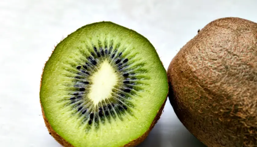 Kiwi dla psa: Tak, ale z głową! Poradnik właściciela