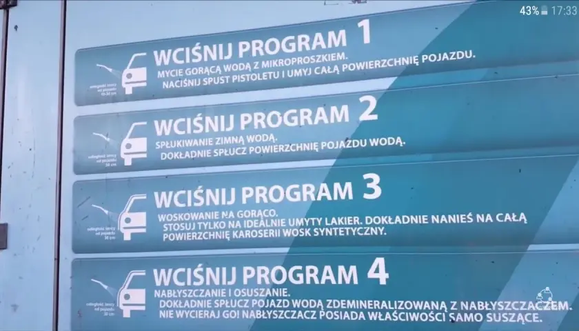 Myjnia bezdotykowa: programy, kolejność i błędy. Myj jak ekspert!
