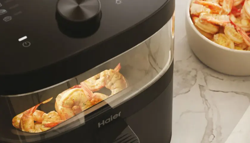 Gamberi succulenti cotti nella friggitrice ad aria, perfetti per le tue ricette.