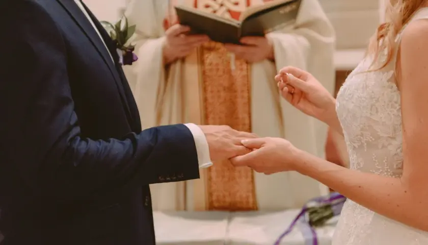 Czy ksiądz może wziąć ślub kościelny? Zasady celibatu i wyjątki w Kościele