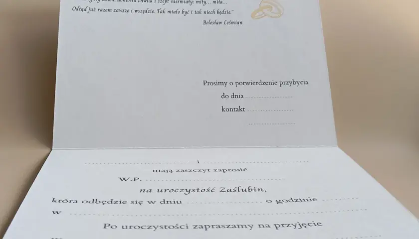 Zaproszenie na stypę: Gotowe wzory i etykieta pomoc w żałobie