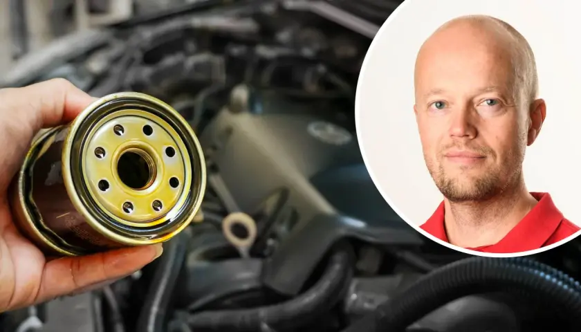 En hand håller ett oljefilter, bredvid en bild av en man. Frågan är hur ofta ska man serva bilen för att hålla den i gott skick.