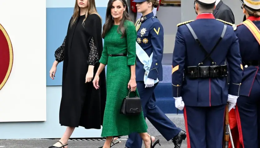 El vestido verde tweed de Letizia hoy: marca, precio y cómo copiarlo