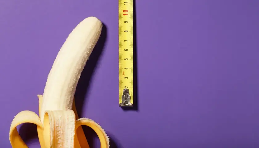 Banan obok miarki. Czy to symbol mikropenisa?