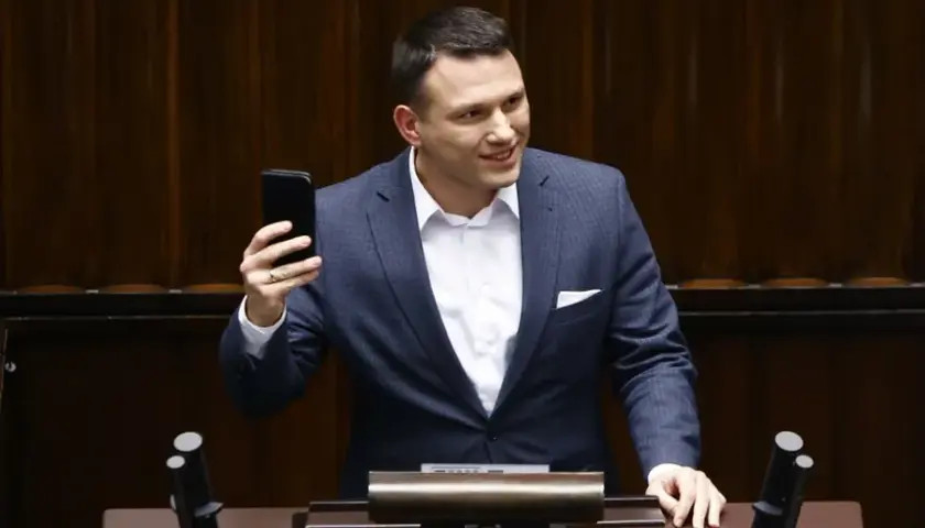 Mentzen: Dom za miliony, kryptowaluty i luksus. Co skrywa majątek?