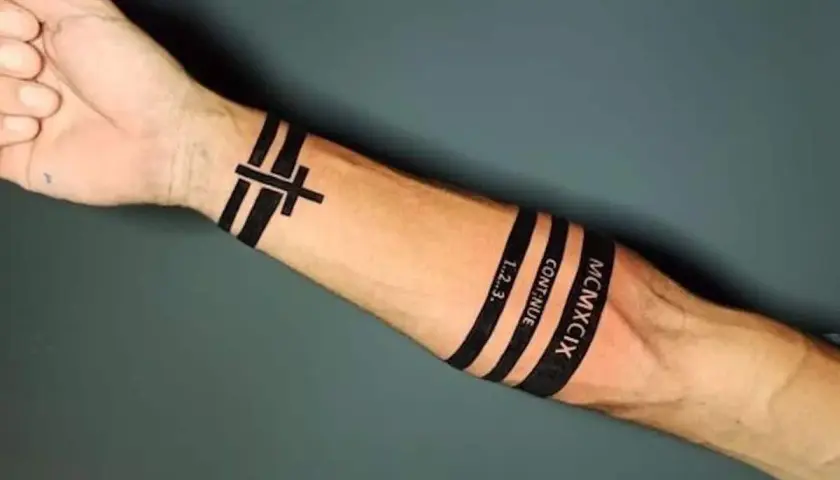 Armband tatuaż: Jakie znaczenie kryje się w Twojej opasce?