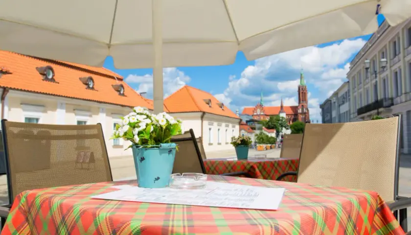 Gdzie zjeść w Białymstoku? Odkryj najlepsze restauracje i smaki