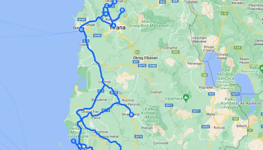 Trasa kamperem po Albanii: od Durrës przez Tiranę, Elbasan, Berat, aż po Pogradec nad jeziorem Ochrydzkim.
