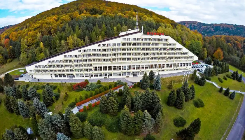 Wysowa-Zdrój sanatorium NFZ: Jak uzyskać refundację i leczenie?