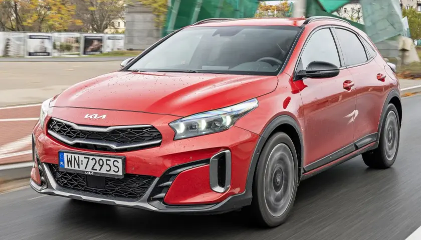 Kia XCeed cena 2026: Jak kupić taniej? Cennik, promocje, używane.