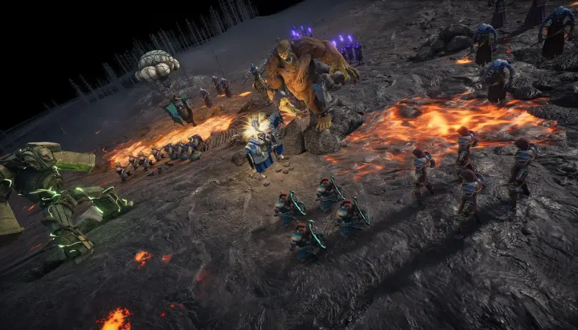 Bitwa w Spellforce: Conquest of Eo. Spolszczenie gry ukazuje starcie giganta z ludźmi i maszynami na tle płynnej lawy.