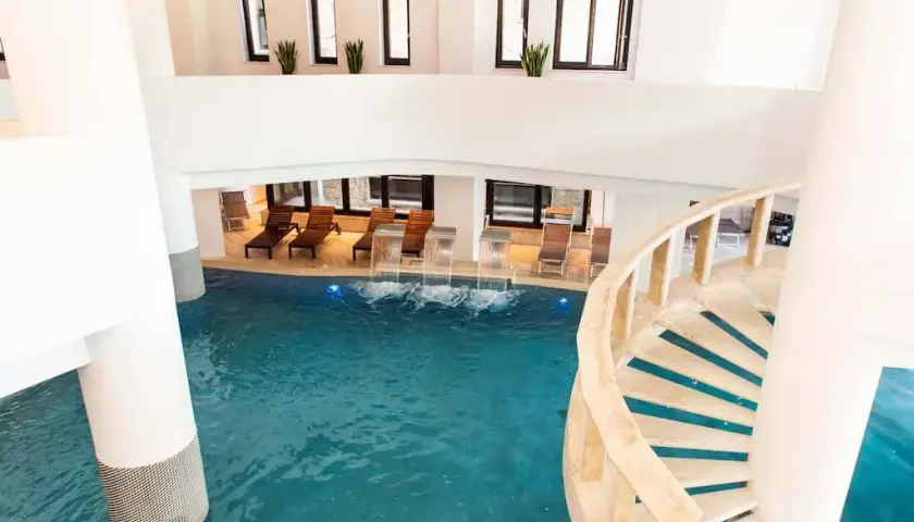 Abruzzo: Hotel con piscina in montagna per la tua fuga perfetta