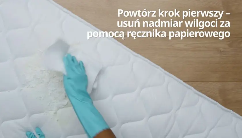Skuteczne sposoby na to, jak wyprać materac piankowy z moczu