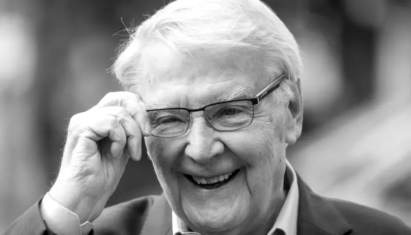 Jan Kowalewski aktor - jego niezwykła kariera i osiągnięcia w teatrze
