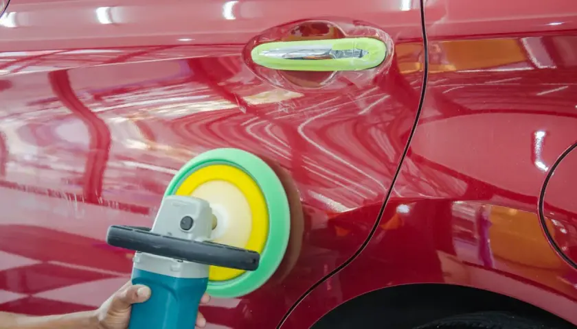 Ile razy można polerować auto, aby nie uszkodzić lakieru?