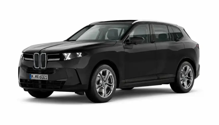 Eleganckie, czarne BMW X7 na białym tle. Idealne do leasingu dla wymagających kierowców.
