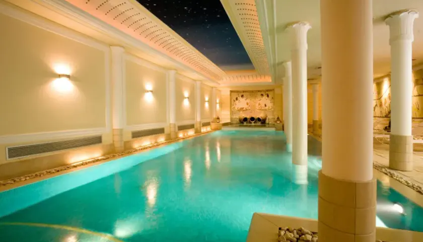 Hotel Victoria Torino: Lusso, Spa Esclusiva e Charme nel Cuore