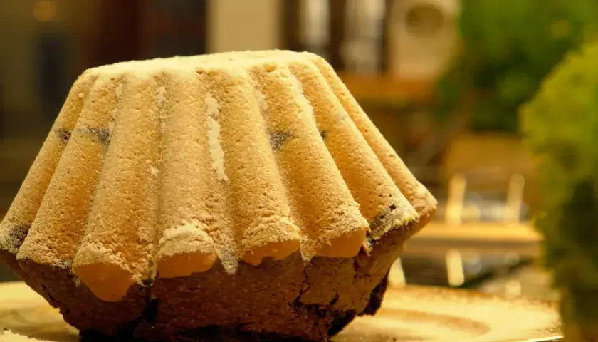 Wypróbuj ten przepis Ewy Wachowicz na puszystą babkę kisielową