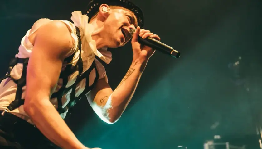 Years & Years: Ewolucja brzmienia zespołu na przestrzeni lat