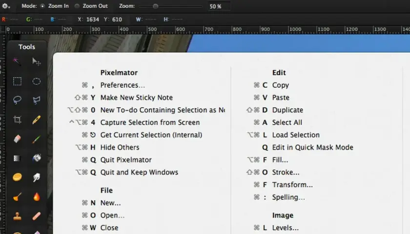 Menu Pixelmator z listą funkcji i ich skróty klawiszowe. Używaj skrótów klawiszowych, by pracować szybciej!