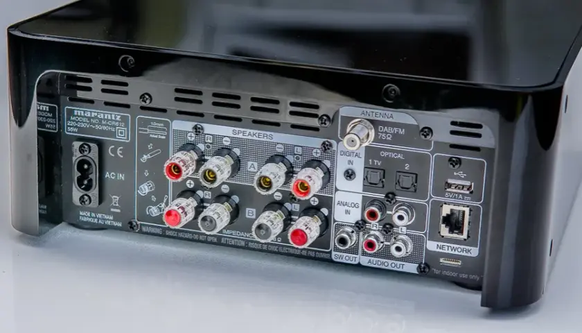 Wzmacniacz Denon czy Marantz – który model zapewni lepszy dźwięk?