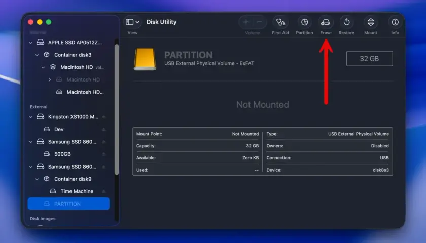 Disk Utility zeigt, dass die externe Festplatte nicht erkannt wird. Die Option "Löschen" ist hervorgehoben.