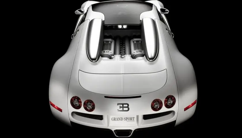 Ile kosztuje Bugatti Veyron? Ceny używanych modeli i ich stan