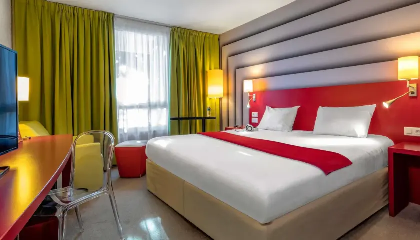 Hôtel pas cher Avignon : Réservez malin et économisez !