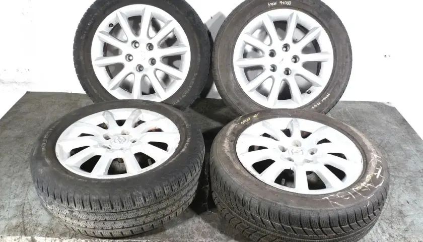 Cztery felgi aluminiowe do Opla Astry H. Rozstaw śrub 5x110. Idealne na zimę i lato.