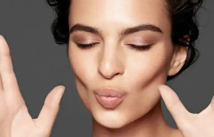 ¿Realmente funciona la gimnasia facial para rejuvenecer tu piel?