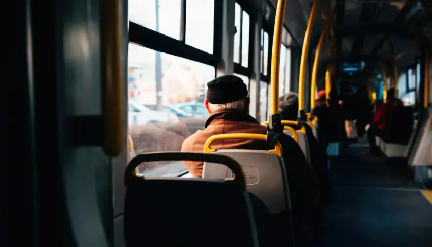 Ile bus ma miejsc? Sprawdź, jak wybrać odpowiedni pojazd na wyjazd