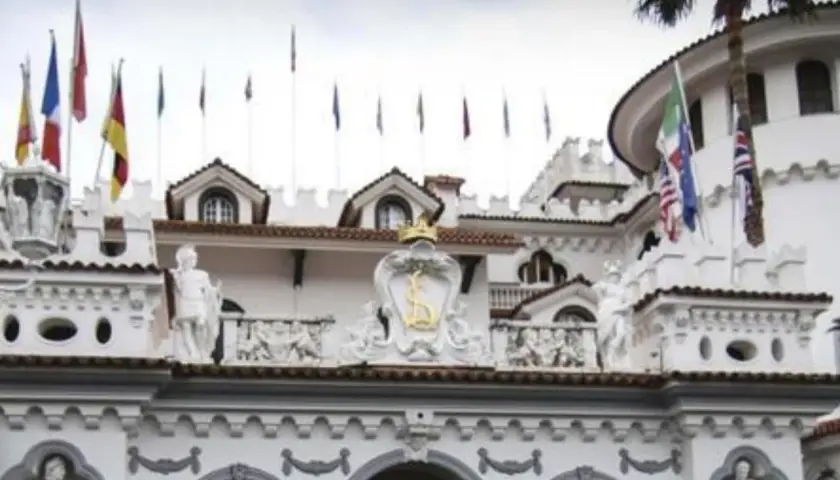 Grand Hotel La Sonrisa: il Castello delle Cerimonie tra confisca e futuro
