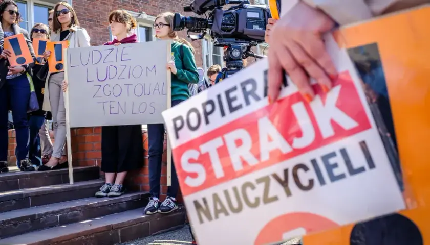 Związki zawodowe nauczycieli co dają - poznaj korzyści i wsparcie