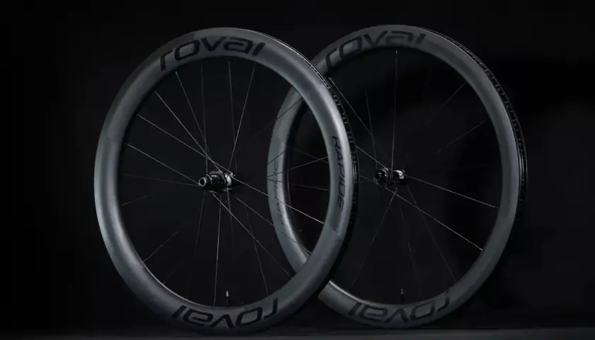 Two Roval CL II carbon wheels, ready to conquer any road.