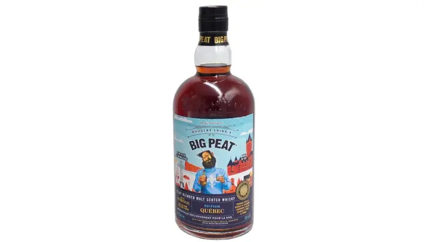 Bouteille de whisky Big Peat, édition Québec. Un avis sur ce whisky tourbé et fumé.