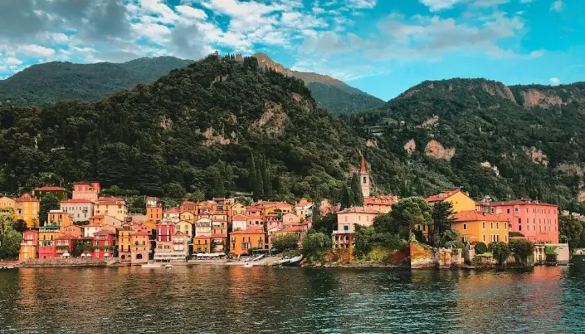 Gdzie zjeść w Varenna? Odkryj najlepsze restauracje i smaki
