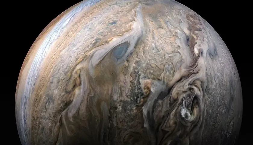 Wspaniałe zdjecia planet! Jupiter w całej okazałości, z wirującymi chmurami i burzami, jak na obrazach z kosmosu.