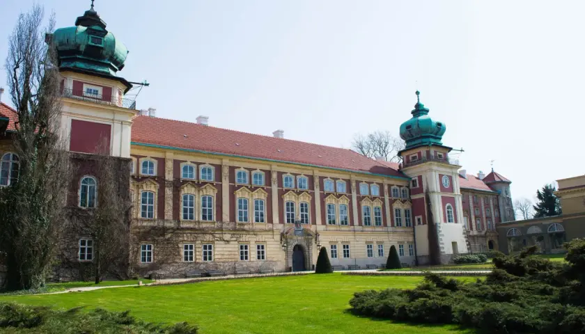 Ciekawostki o zamku w Łańcucie, które zaskoczą każdego miłośnika historii