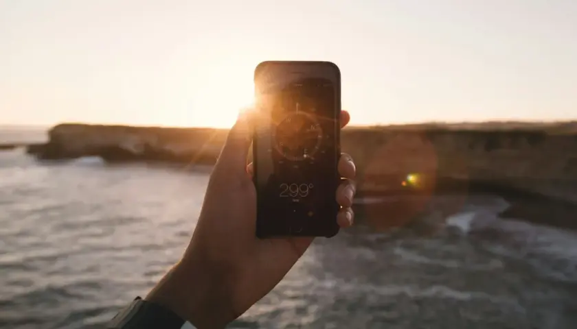 Jak skalibrować kompas w telefonie, by uniknąć błędnych wskazań